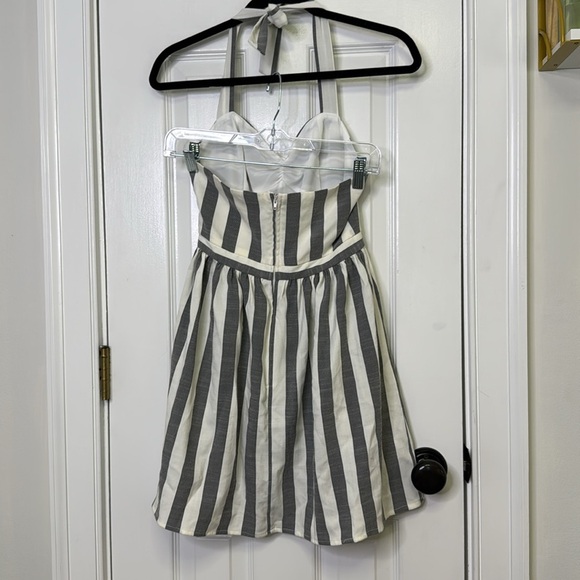 Gianni Bini Striped Halter Dress - Picture 6 of 10